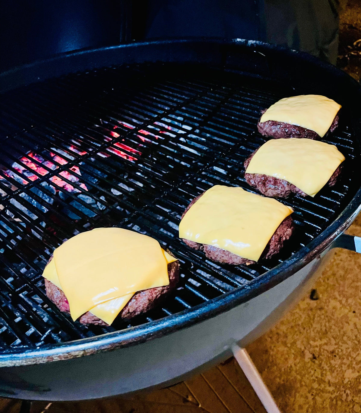 What's Your Beef? Cheeseburger with Gimme the Loot Spicy Candied Bacon
